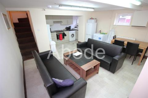 undefined, Royal Park Avenue, Hyde Park, Leeds