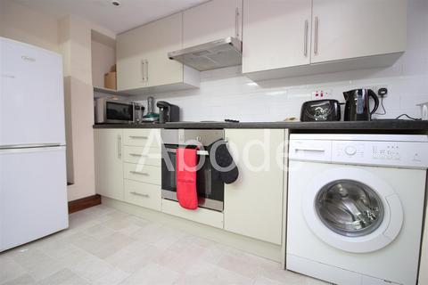 undefined, Royal Park Avenue, Hyde Park, Leeds