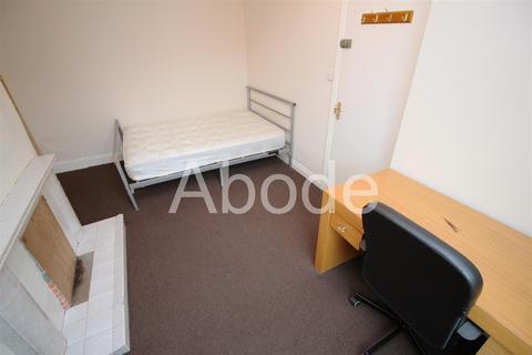 undefined, Royal Park Avenue, Hyde Park, Leeds