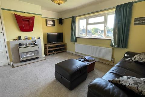 2 bedroom flat for sale, Milford