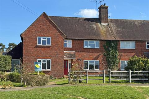 22 Amberley Road, Milford, Godalming, GU8 5ED