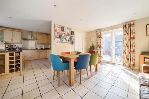 14 Birch Way, Charlton Down, Dorchester, DT2 9XX