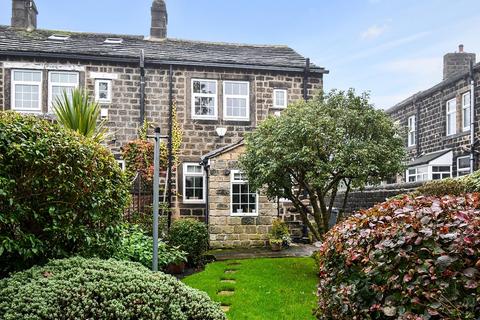 33 Back Lane, Guiseley, Leeds, LS20 8EA