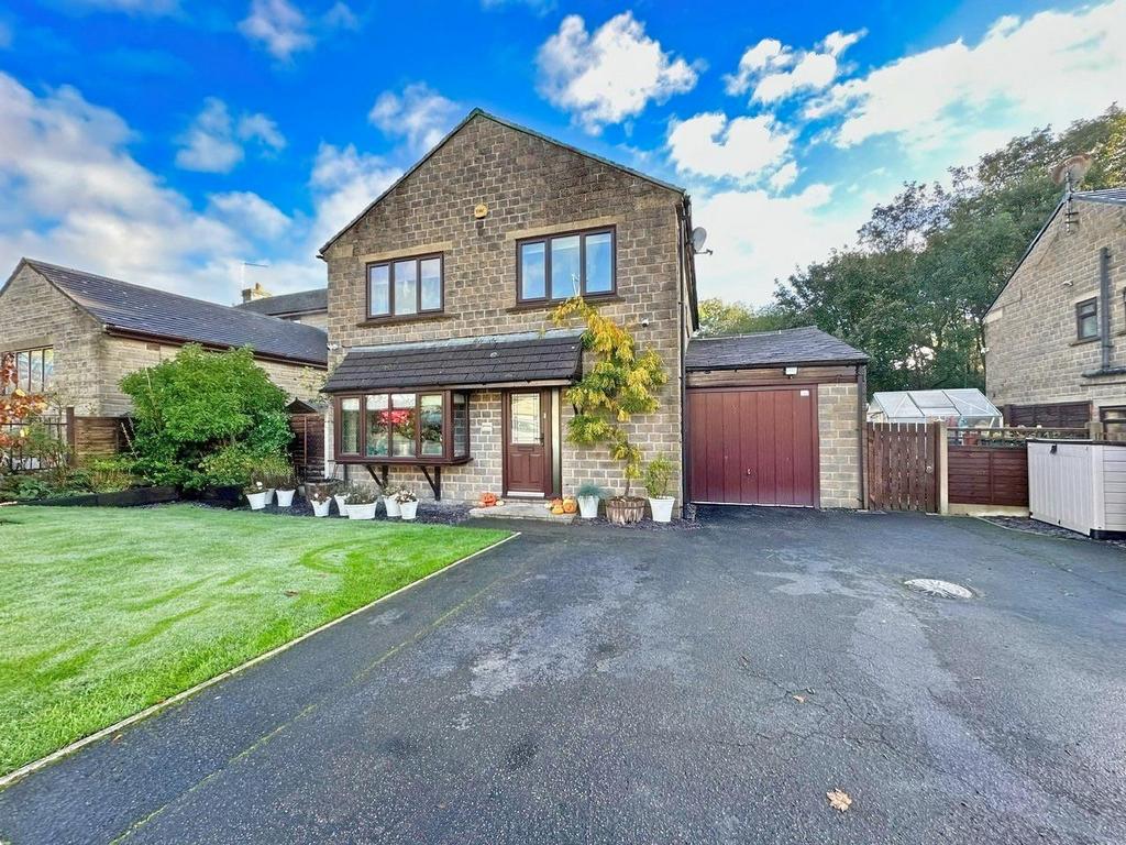 Woodfield Drive, Greetland 4 bed detached house £425,000