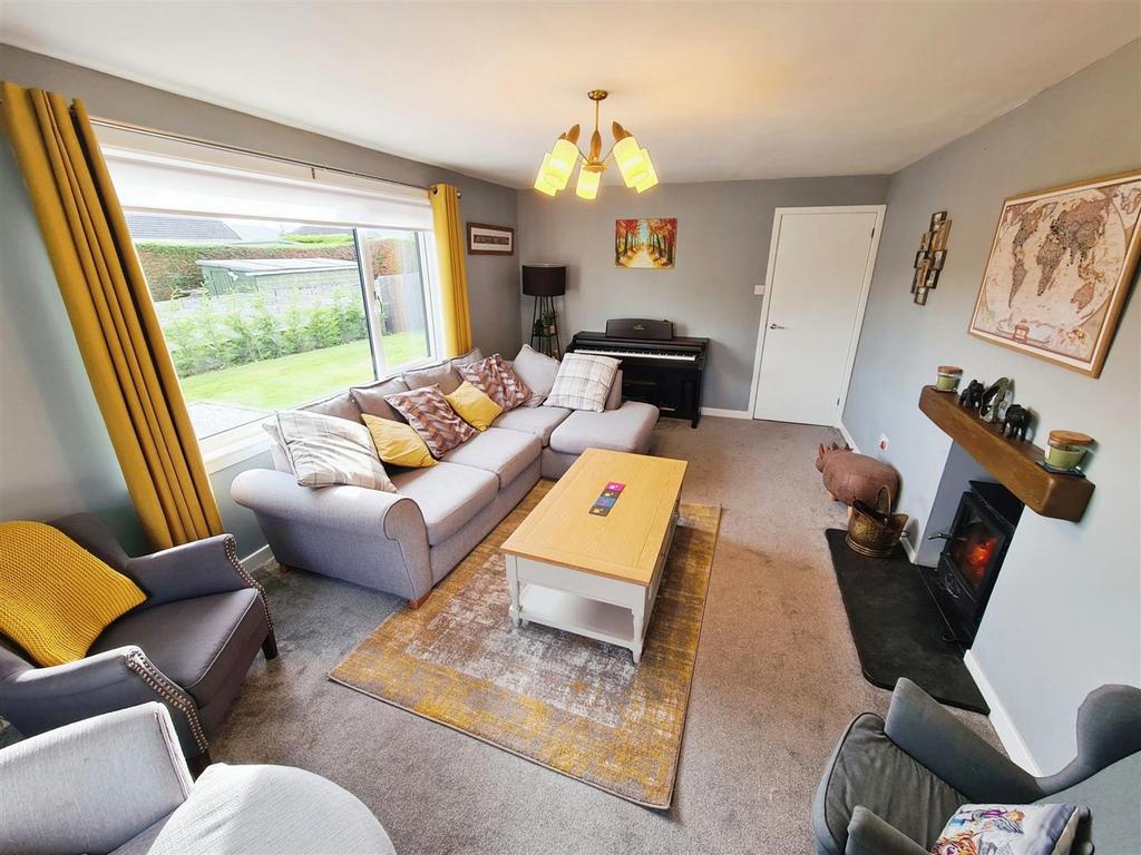 Sunnyside, Inverness IV2 3 bed bungalow £215,000