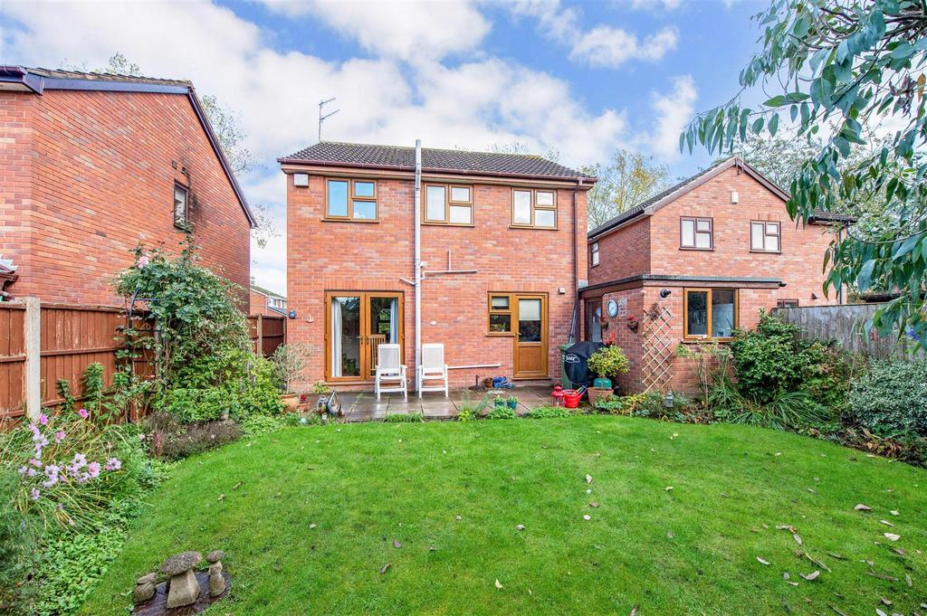 Franche Road, Kidderminster 4 bed detached house for sale £350,000