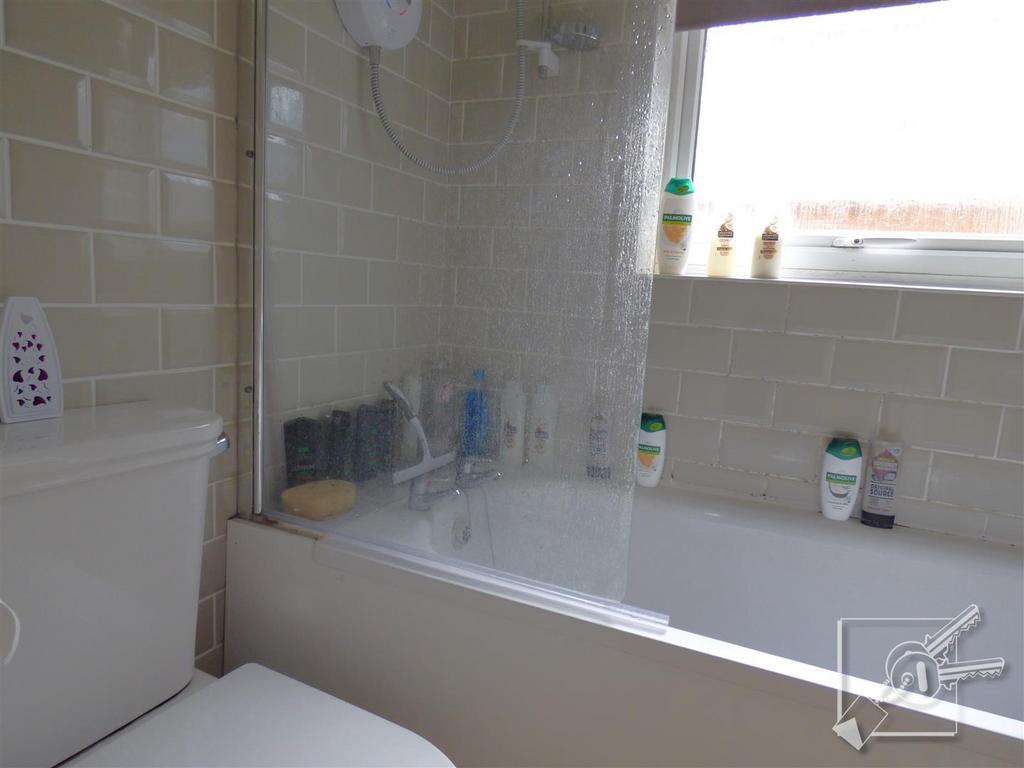 Lower Flat Bathroom