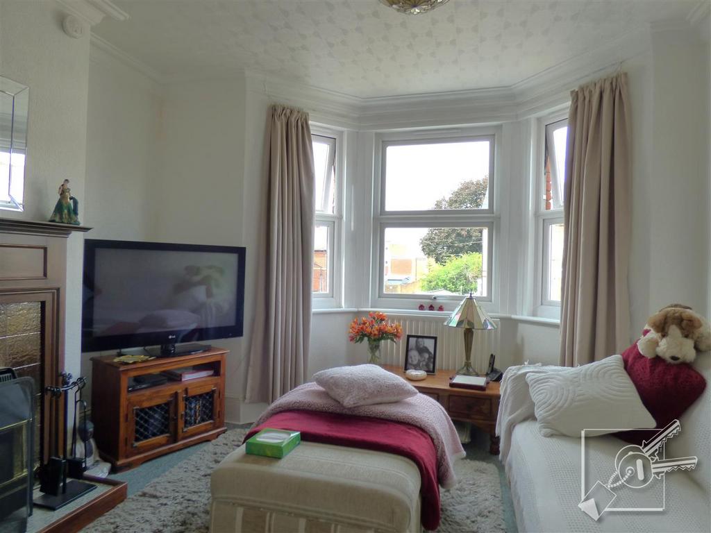 Top flat Lounge