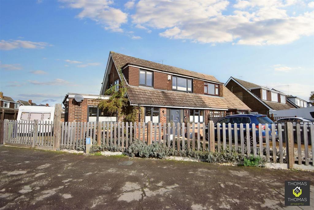 Craven Drive, Churchdown, Gloucester 4 bed semidetached house for sale