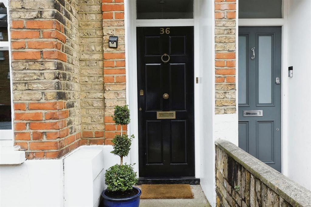 Milton Road, London SW19 2 bed end of terrace house for sale £770,000