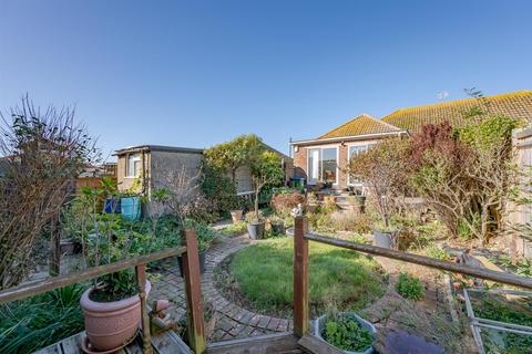 25 Highview Road, Telscombe Cliffs, Peacehaven, BN10 7AY