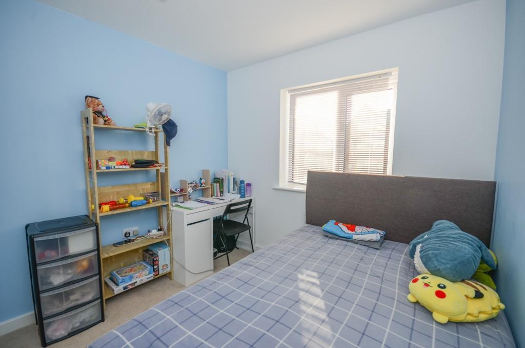 Bedroom two pic 2.jpg