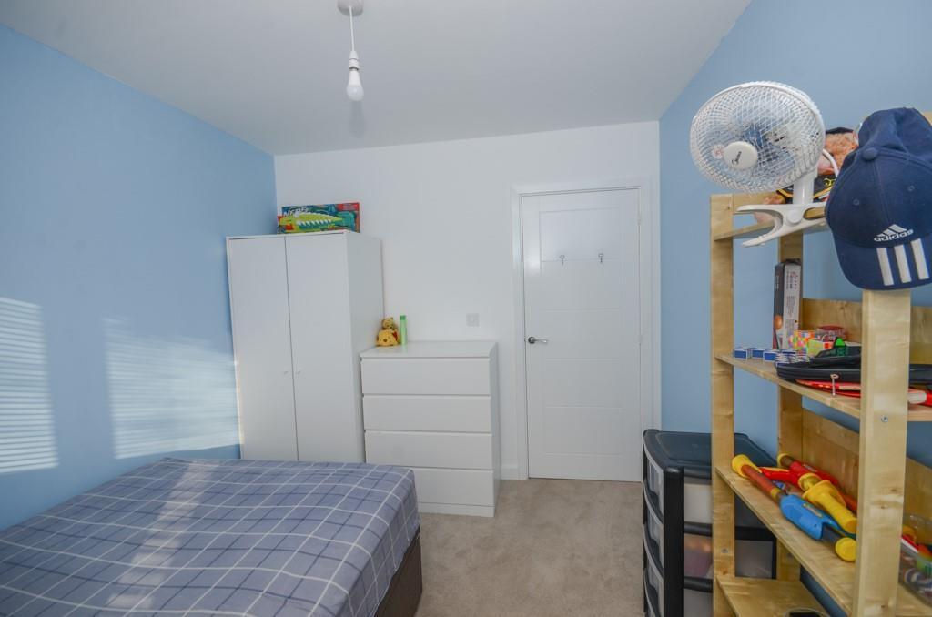 Bedroom two pic 3.jpg