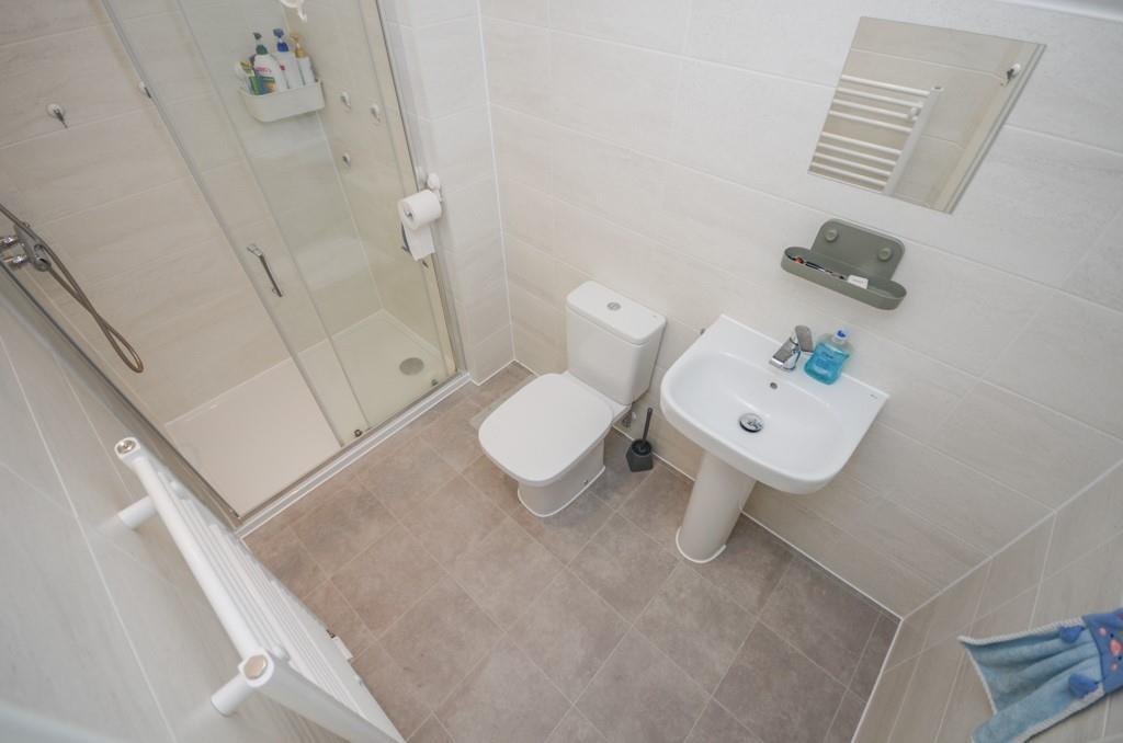 En suite.jpg
