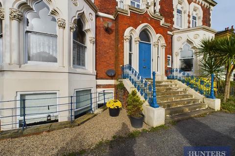 2 bedroom apartment for sale, Westwood, Scarborough