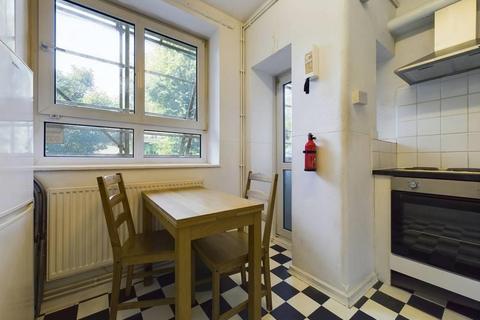 3 bedroom flat for sale, Boundary Road, London