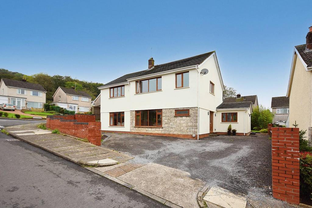 41 Gwenfo Drive, Wenvoe, CF5 6BR 4 bed detached house for sale £550,000