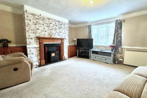 3 bedroom semi-detached house for sale, Charming Grade II listed cottage located in Little Chart