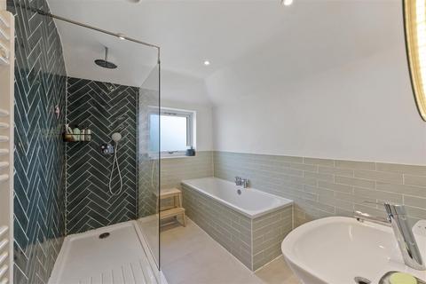 31 Cromwell Road, Ascot, SL5 9DG
