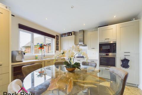 4 Bartlett Grove, Sherburn In Elmet, Leeds, LS25 6FT