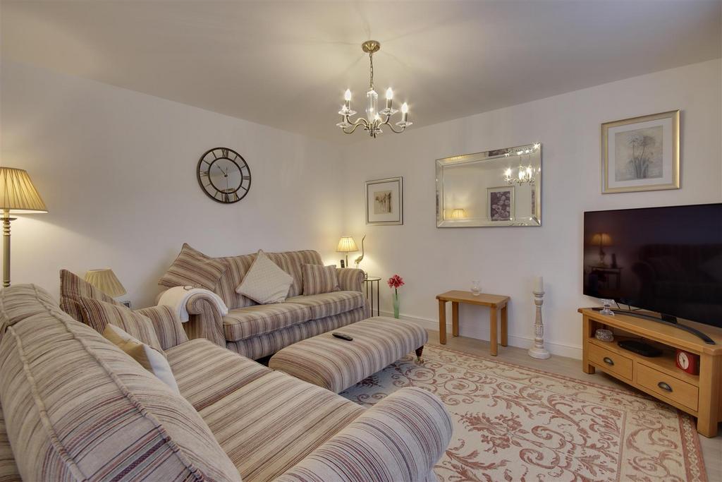 Bramble Close, Willerby 3 bed detached house for sale £399,950