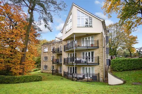 3 bedroom flat for sale - Brown Edge Road, Buxton