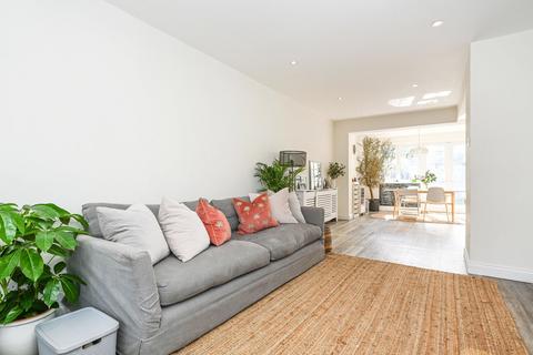 3 bedroom terraced house for sale, Trenchard Close, Hersham Village, KT12