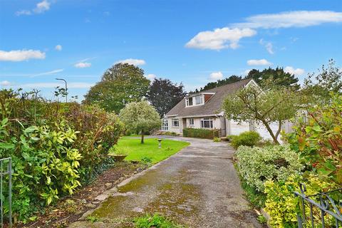 4 bedroom detached bungalow for sale, Uzmaston Road, Haverfordwest