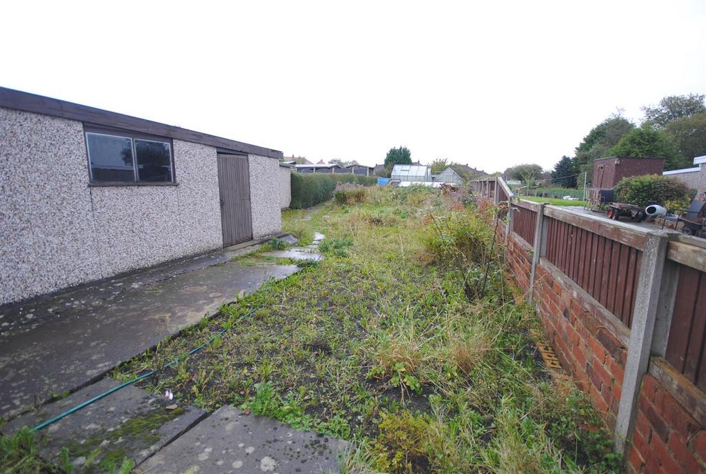 50prestonlanegardens5.JPG