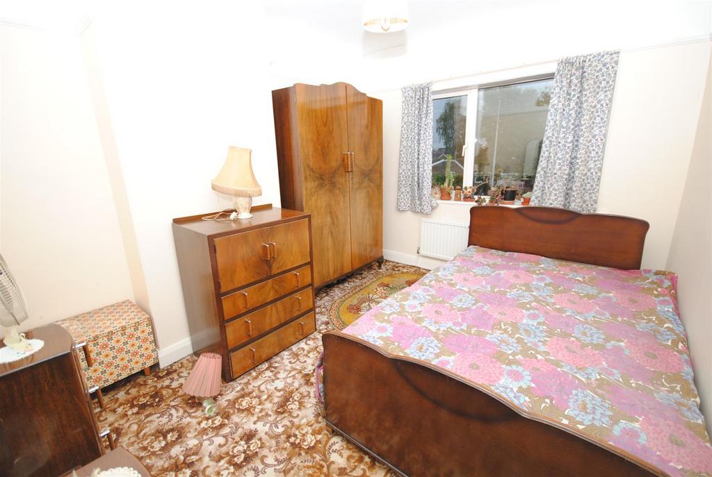 50prestonlanebed1.JPG
