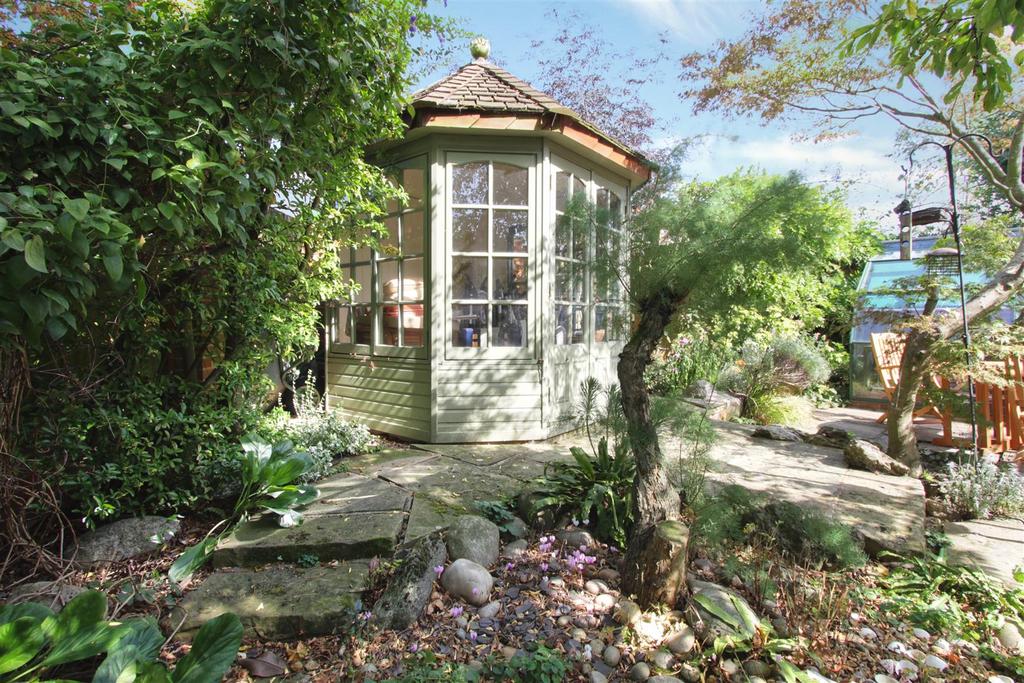 Garden 3.png
