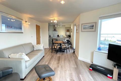 2 bedroom flat for sale, West Promenade, Rhos On Sea, Colwyn Bay