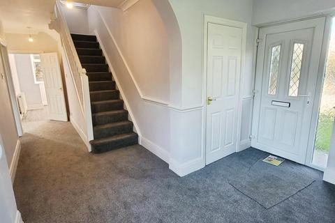 3 bedroom semi-detached house for sale, Nevinson Grove, York