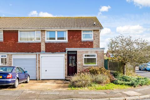 15 Buttermere Close, Folkestone, CT19 5JH