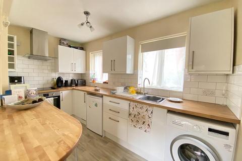 1 bedroom apartment to rent, Chepstow Close, Stratford-upon-Avon