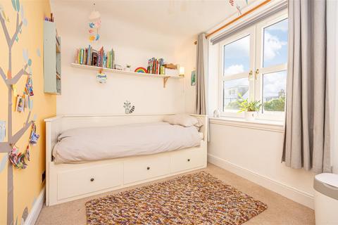 3 Academy Square, Limekilns, Dunfermline, KY11 3HN