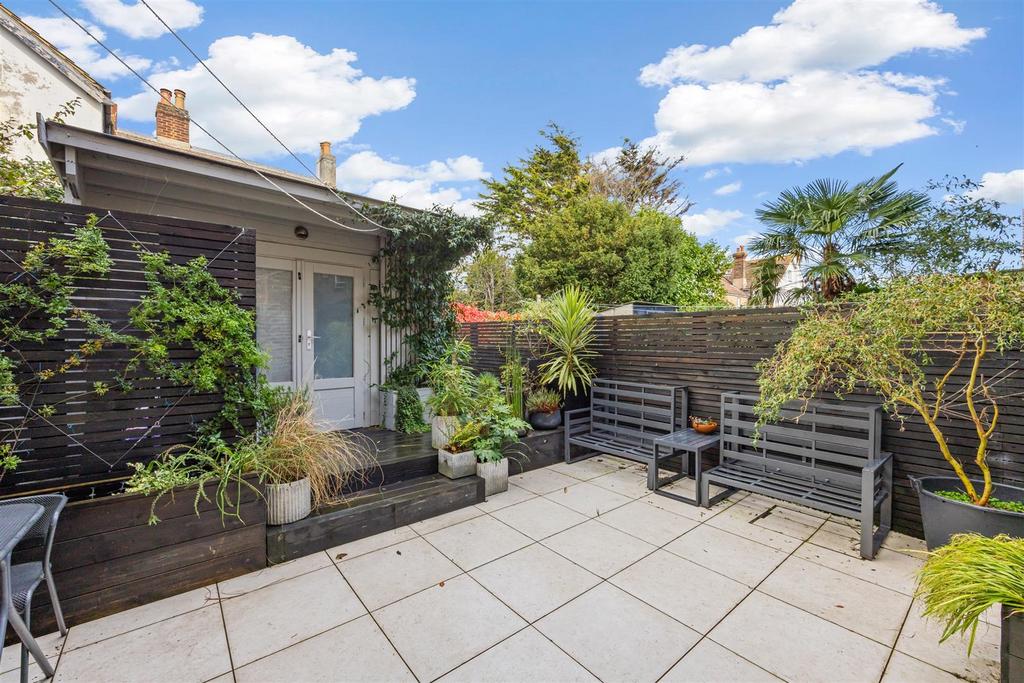 Bridge Road, 44 033.jpg