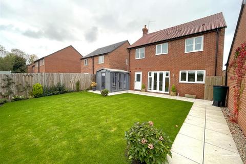 4 bedroom detached house for sale, Freda Lane, Grantham Road, Bottesford