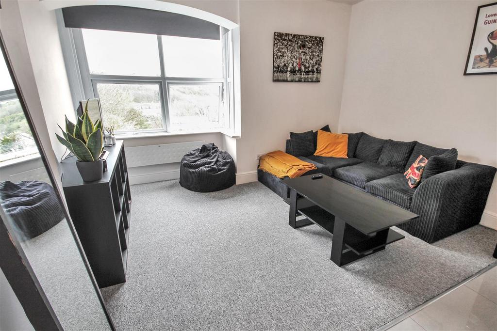 Lounge/Diner/Kitchen