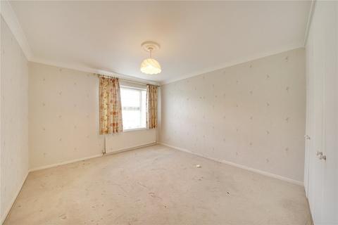 13 Laura Close, Enfield, EN1 2DZ