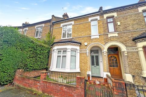 3 bedroom flat for sale, St. Margarets Grove, Plumstead Common, London, SE18