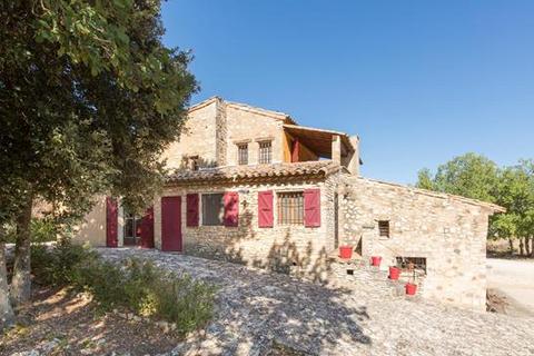 2 bedroom farm house, Bonnieux, Vaucluse, Provence-Alpes-Côte d'Azur, France