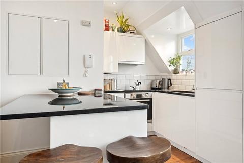1 bedroom flat for sale, Sheffield Terrace, Kensington, London, W8