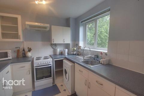 2 bedroom flat to rent, Willenhall Drive, Hayes