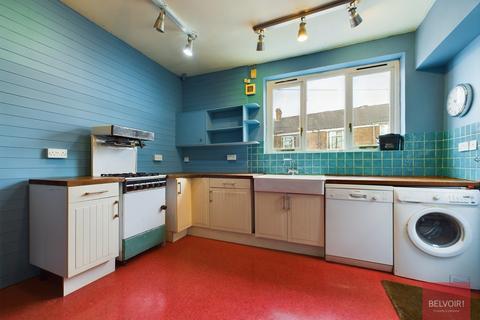 3 bedroom flat for sale, Chaddesley Terrace, Mount Pleasant, Swansea, SA1