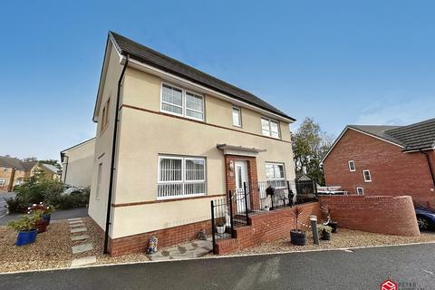 3 bedroom detached house for sale, Maes Y Rhedyn, Llangewydd Court, Bridgend, Bridgend County. CF31 4FD