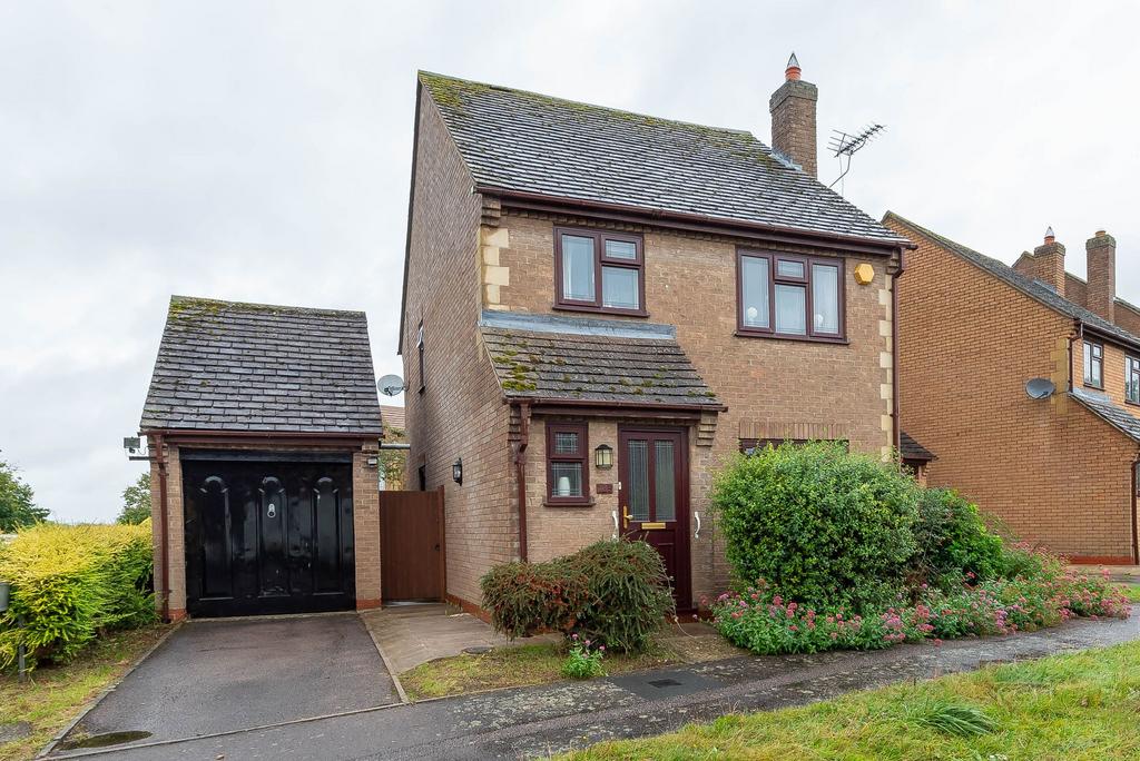 Schofield Avenue, Witney, OX28 3 bed detached house for sale £375,000
