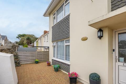 3 bedroom semi-detached house for sale, Route Des Coutures, Vale, Guernsey