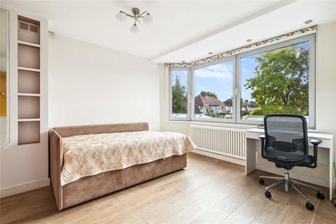 19 Ruislip Road East, London, W13 0AZ