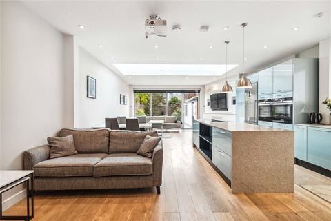19 Ruislip Road East, London, W13 0AZ
